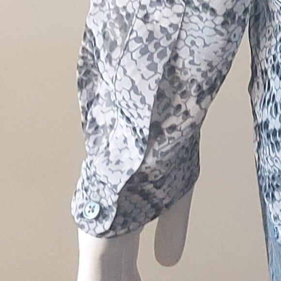 Banana Republic Black, Grey & Ivory Snakeskin Pattern Blouse - Picture 6 of 12